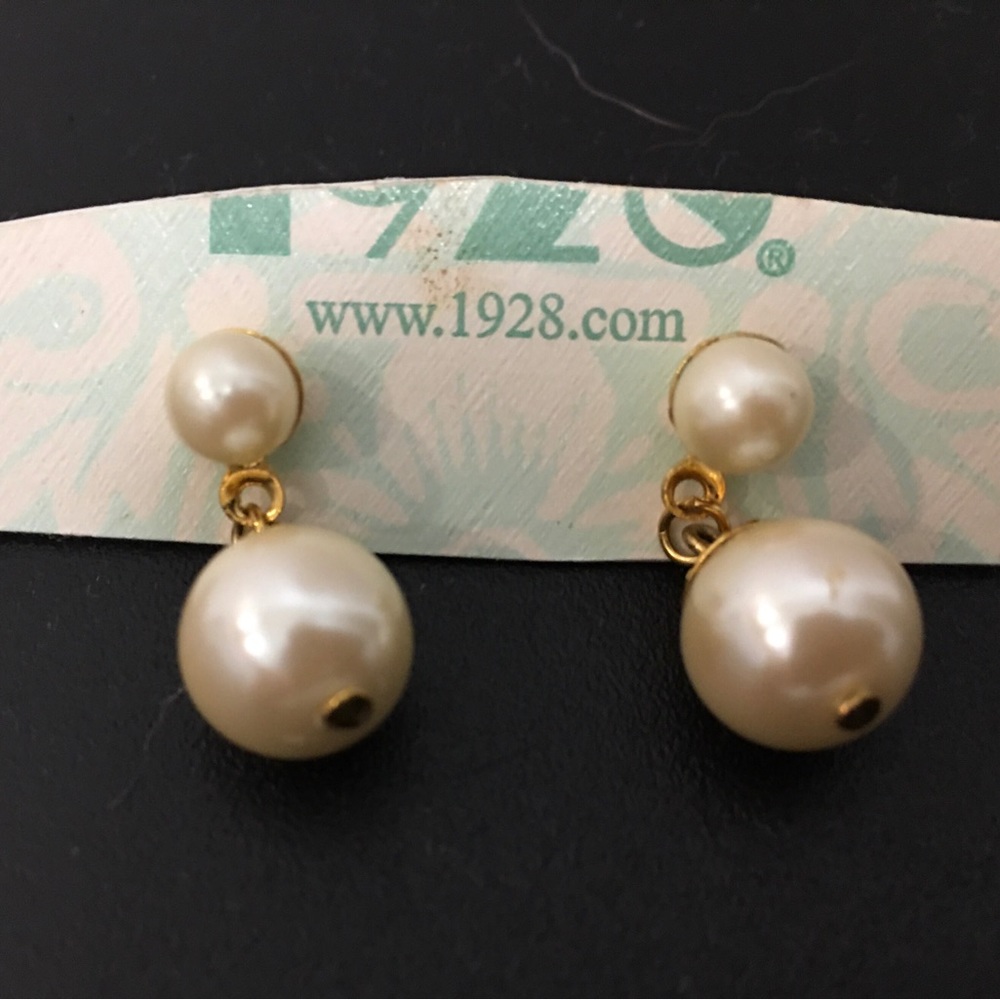 New 1928 Vintage Gold Plated Double Faux Pearl Earrings